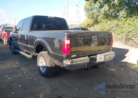2015 Ford F250 Xlt z USA, uszkodzony, nr VIN 1FT7W2BTXFEC69585
